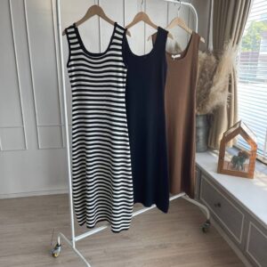 SLEEVELESS ROUND NECK MIDI DRESS